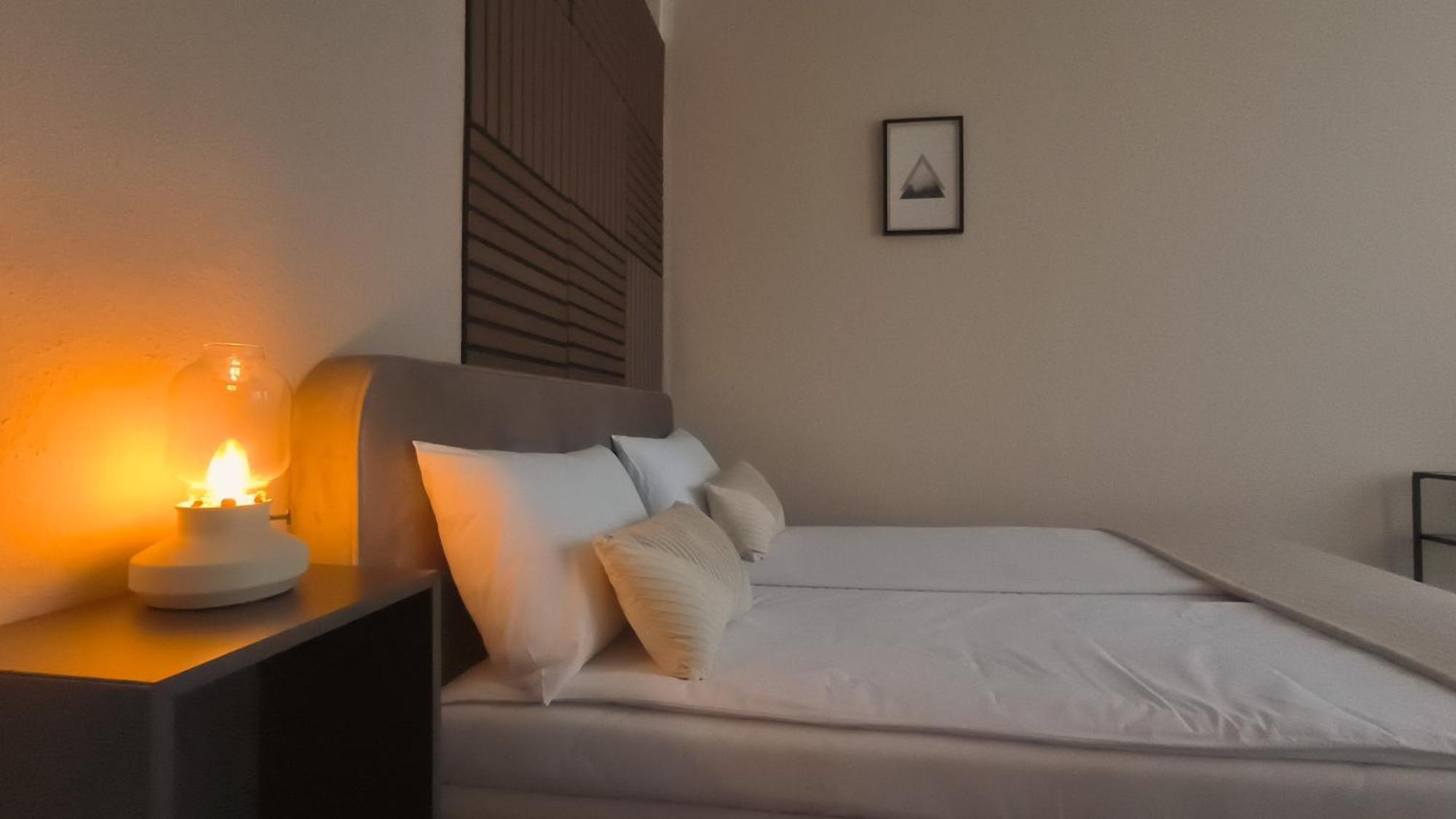 Queens Peak Apartments Colonia Esterno foto